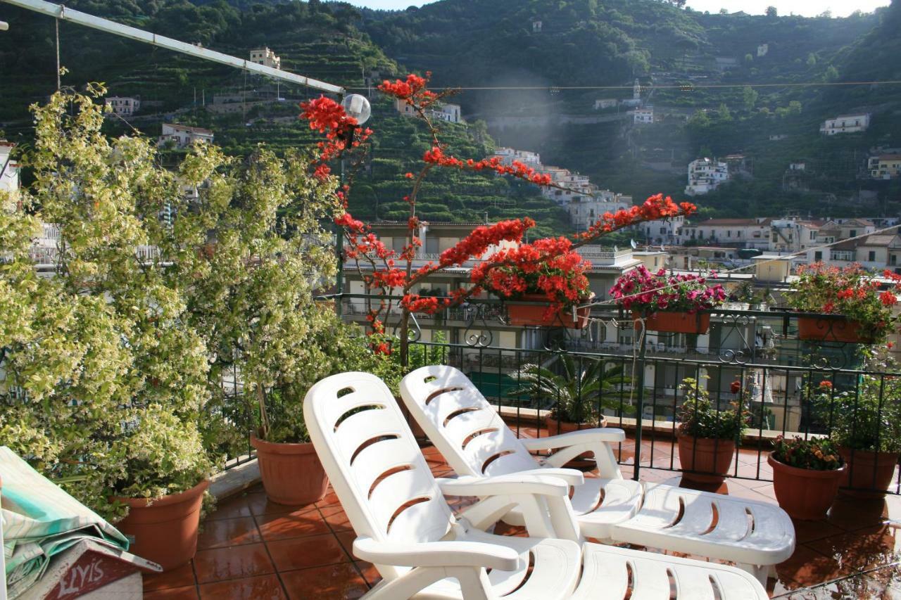 Casa Amena Lägenhet Minori Exteriör bild